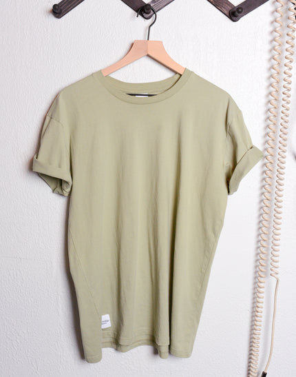 Setting Forth Tee