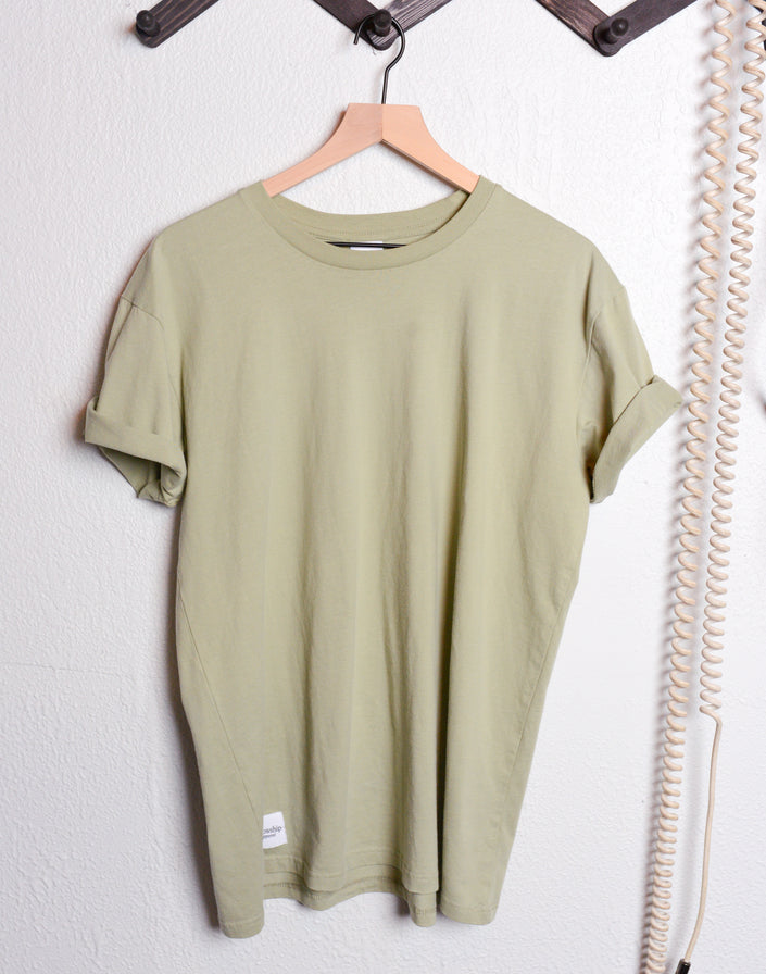 Setting Forth Tee