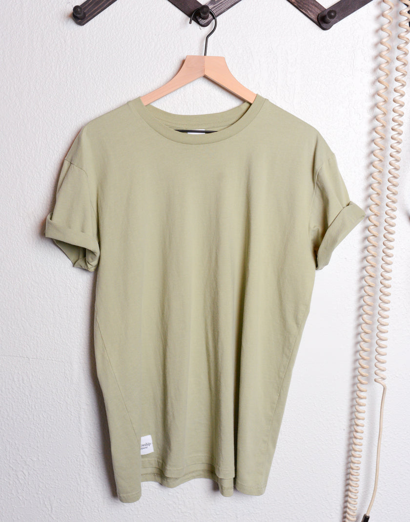 Setting Forth Tee